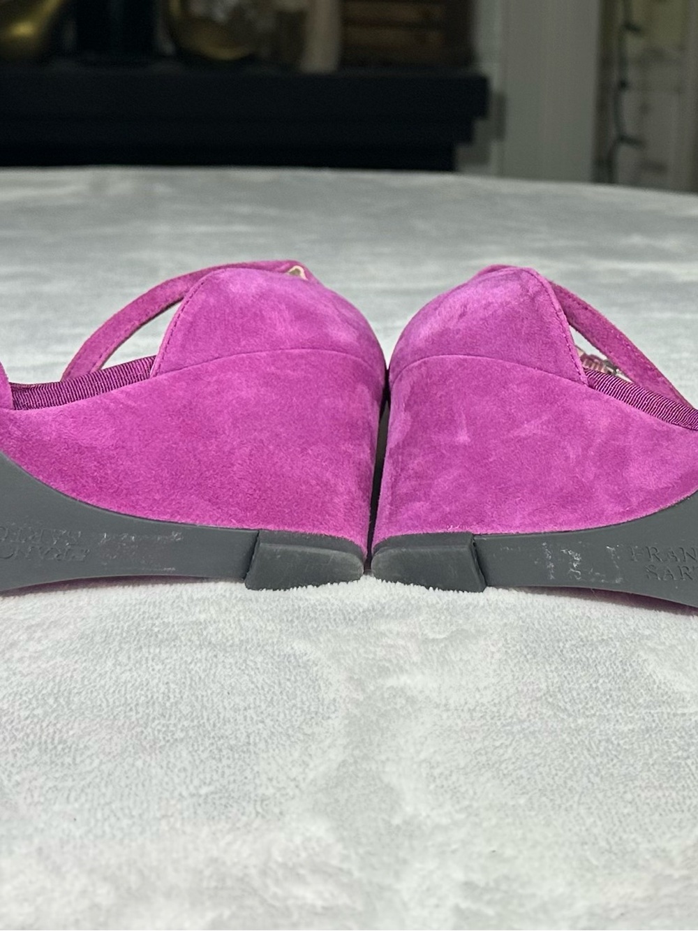 Franco Sarto Purple Suede Wedge Heel Pointed Toe Strappy Ankle Size 8 - Picture 7 of 7